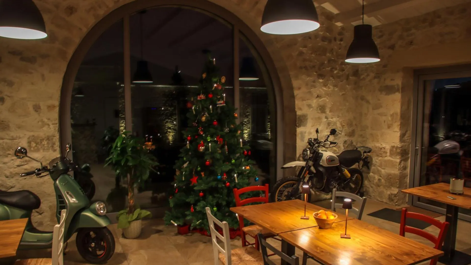 La Bella Vita Agriturismo Chiaramonte Gulfi 0*,
